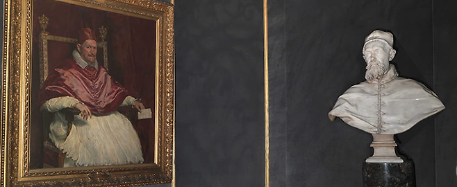 벨라스케스와 베르니니의 [Portrait of Pope Innocent X Pamphilj]는 한 방에서 전시된다. ©Doria Pamphilj