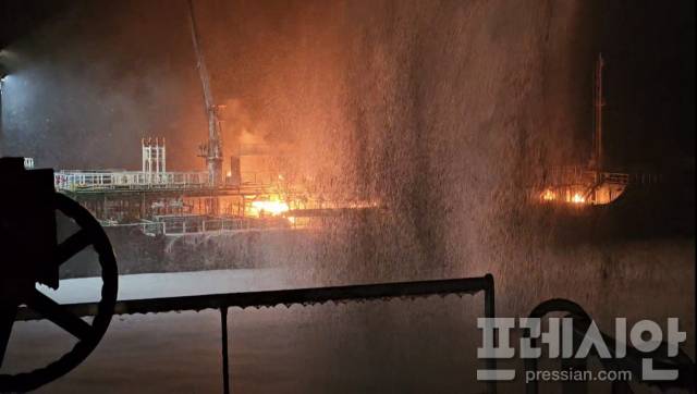 ▲여수 선박 화재 현장. 2025.8.16. ⓒ여수해경