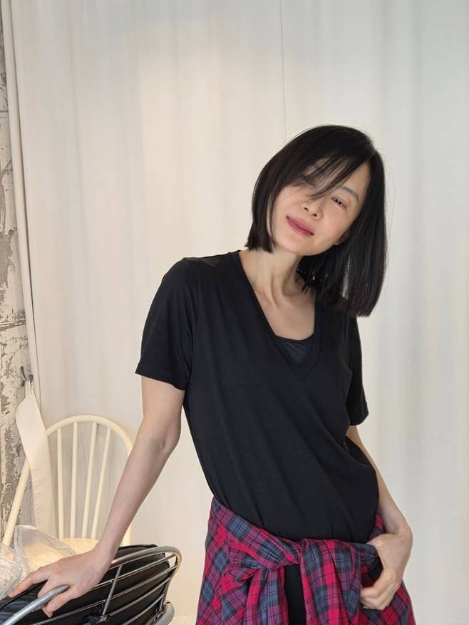 사진 = 채시라 인스타그램