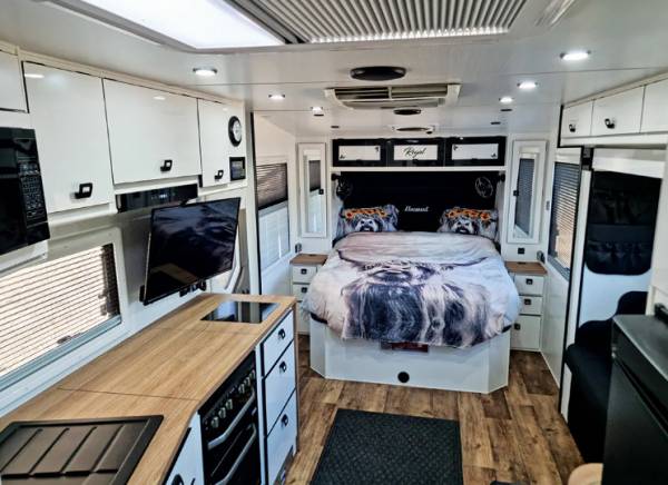 출처 : 캐러밴 월드