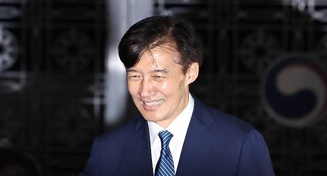 지난 15일 '광복절 특사'로 서울남부구치소에서 출소하는 조국 전 대표. / 사진=뉴스1