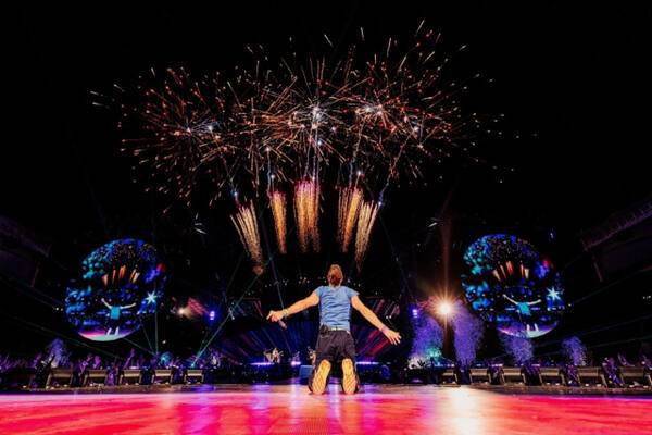 4월16일부터 25일까지 총 6회 공연을 펼쳐 역대 내한공연 관객수 1위를 기록한 콜드플레이 콘서트 모습. 라이브네이션코리아 제공