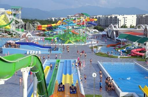 북한 노동당 기관지 노동신문은 13일 "만경대혁명학원과 칠골혁명학원 원아들이 지난 9일 원산갈마해안관광지구를 방문해 즐거운 나날을 보냈다"고 보도했다.&nbsp;&nbsp;평양 노동신문=뉴스1