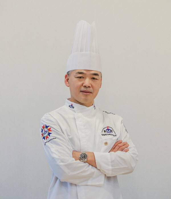 최권수 우리밀 발전협의체 회장.