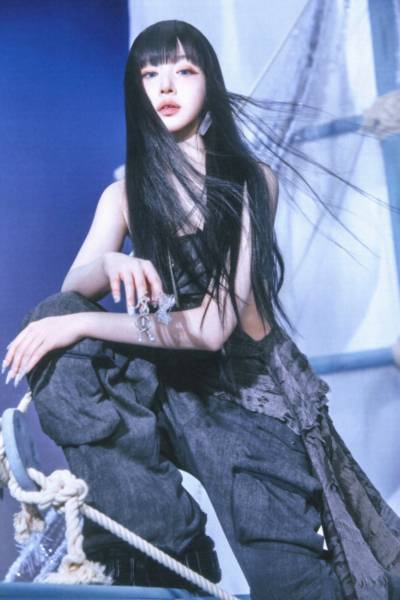 걸그룹 엔믹스 해원이 20일 서울 잠실구장에서 열리는 2025 KBO리그 LG-롯데전에서 시구자로 나선다. 사진 | LG 트윈스