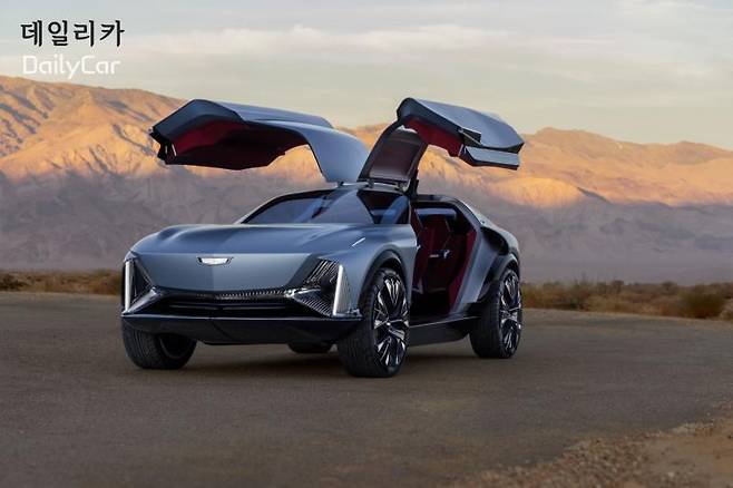 캐딜락, 엘리베이티드 벨로시티(Elevated Velocity) 콘셉트카 (고성능 럭셔리 크로스오버) (걸윙도어)