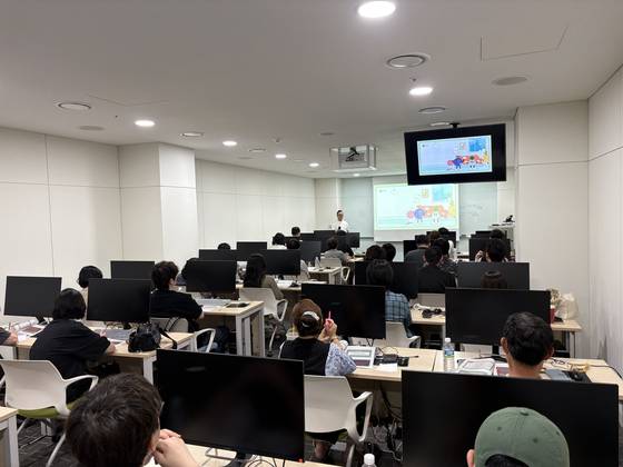 CCTV 관제 관련 교육을 받고 있는 관제요원들. [사진 서울시]