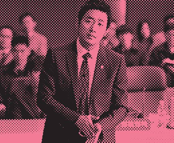 아내 살해 혐의를 받는 용의자 남편을 두고 치열한 법정 공방을 펼치는 영화 ‘의뢰인’의 한 장면. [사진 각 영화사]