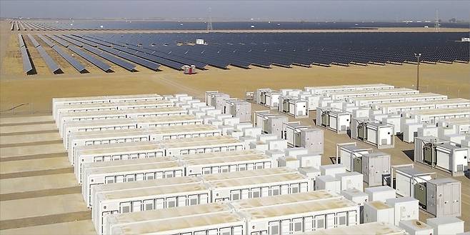 미국 캘리포니아주 프레스노카운티 LG에너지솔루션 RWE 에너지저장시스템(ESS) 단지. 사진=한국배터리산업협회