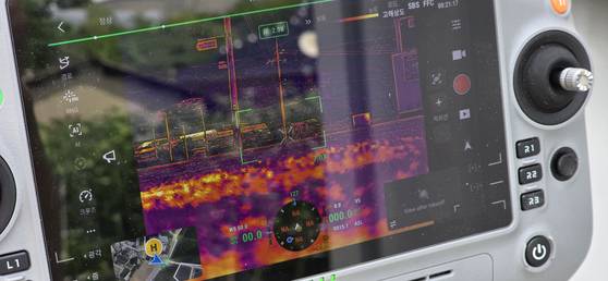 Thermal data of the area is monitored using a drone developed by Jeongeup in North Jeolla. [KIM JUN-HEE]