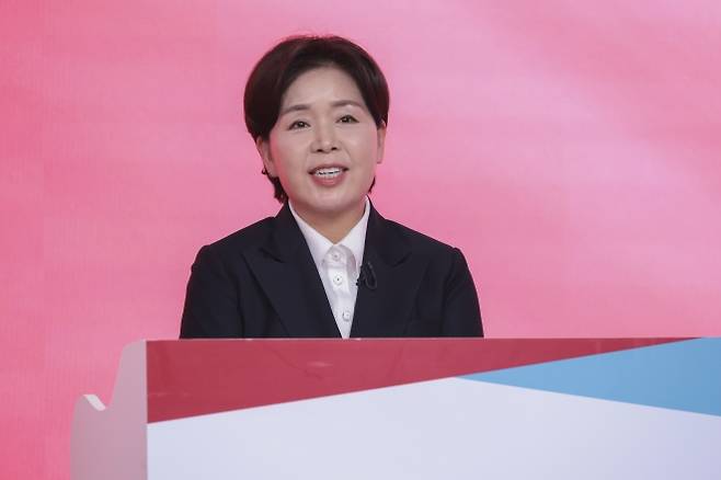 발언하는 양향자 후보 - 18일 서울 강서구 ASSA 아트홀에서 열린 국민의힘 8·22 전당대회 출마 최고위원·청년 최고위원 후보 토론회에서 최고위원에 출마한 양향자 후보가 발언하고 있다. 2025.8.18 국민의힘 제공