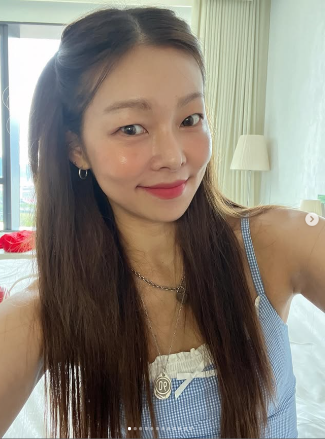 송해나 SNS