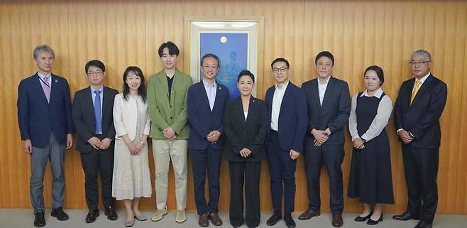 김재원 조국혁신당 의원(왼쪽에서 여섯번째)과 KOMCA, JASRAC 관계자들 / 출처=한국음악저작권협회