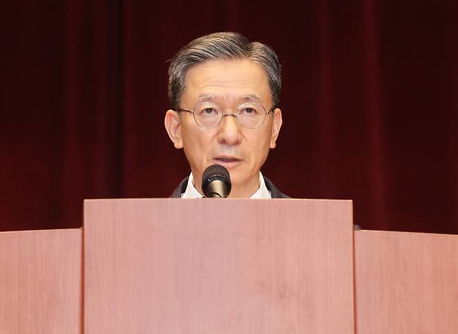 정성호 법무부 장관이 지난 7월21일 정부과천청사에서 열린 취임식에서 취임사 하고 있다. 연합뉴스 &nbsp;