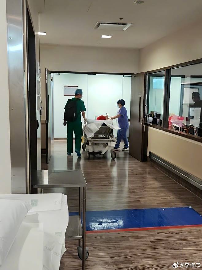 2025.8.17 [이연걸 웨이보 갈무리]