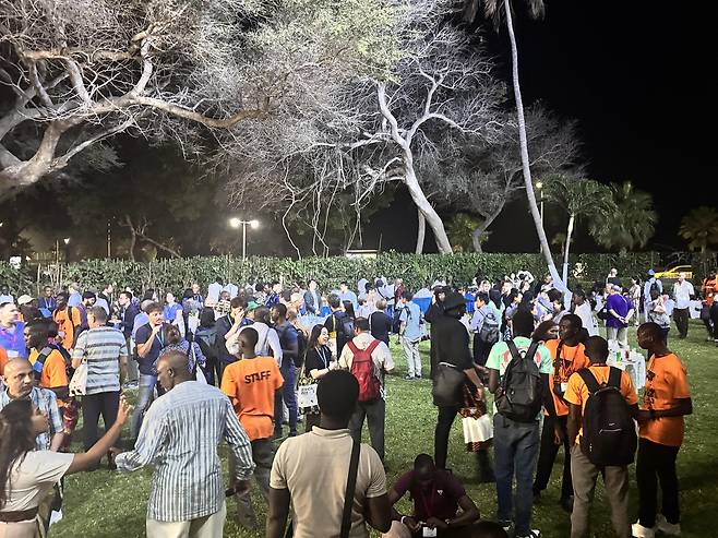 네덜란드 레이덴 대학교와 세네갈 셰이크 안타 디오프 대학교가 공동주최한 학술대회 리셉션 [조준화 제공. 재판매 및 DB 금지]