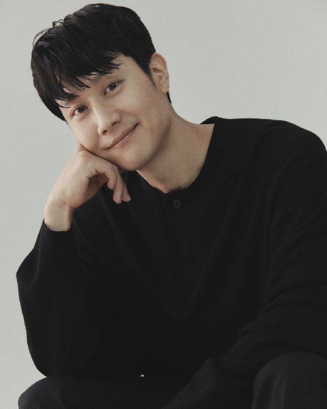 배우 정우. 9월 17일 개막하는 제30회 부산국제영화제에서 첫 감독 연출작 '짱구'를 선보인다. BH엔터테인먼트 제공