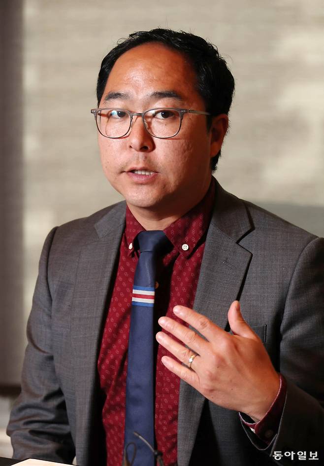 한미정상회담 앞두고 20일 서울 종로구 포시즌스 호텔에서 미국 상원의원 앤디 킴 인터뷰. 전영한 기자 scoopjyh@donga.com
