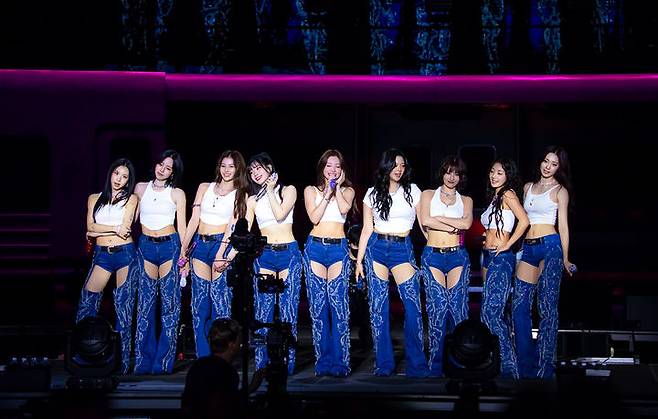 [서울=뉴시스] 트와이스 '롤라팔루자 시카고' 헤드라이너. (사진 = JYP엔터테인먼트 제공) 2025.08.04. photo@newsis.com *재판매 및 DB 금지