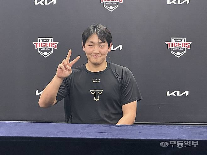 프로야구 KIA타이거즈의 김정엽이 21일 인터뷰에 응하고 있다.이재혁기자 leeporter5125@mdilbo.com