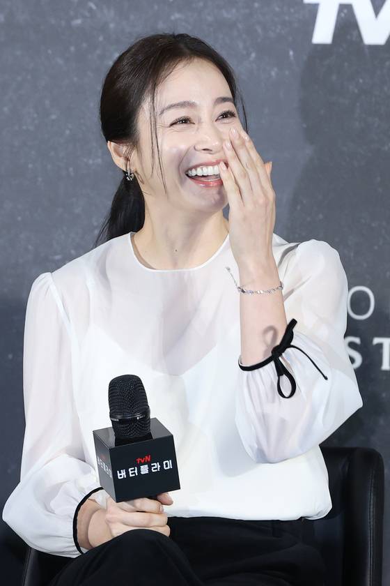 활짝 웃는 김태희   (서울=연합뉴스) 강민지 기자 = 배우 김태희가 21일 서울 CGV용산아이파크몰에서 열린 영화 '버터플라이' 기자간담회에서 토크를 하고 있다. 2025.8.21   mjkang@yna.co.kr (끝)  〈저작권자(c) 연합뉴스, 무단 전재-재배포, AI 학습 및 활용 금지〉