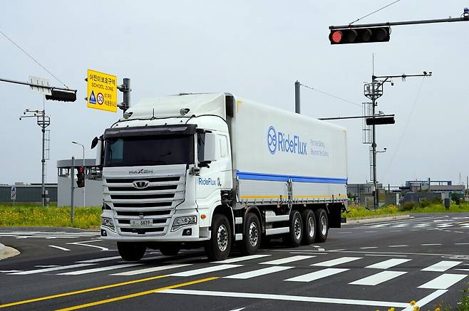 라이드플럭스 삼다수 자율주행 화물운송 트럭 주행