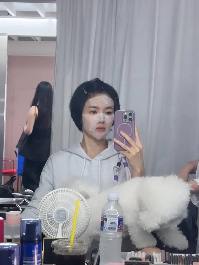 송혜교 인스타그램 캡처.