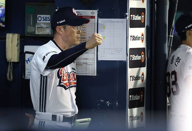 ▲ 두산과 정식 감독 계약 가능성이 점차 높아지고 있는 조성환 감독대행 ⓒ두산베어스