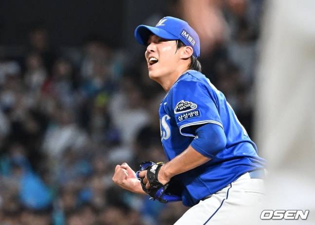 삼성 원태인이 20일 창원 NC전에서 6회 위기를 넘긴 후 포효하고 있다.