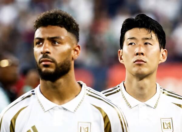 (오른쪽) 손흥민. (사진=LA FC SNS)