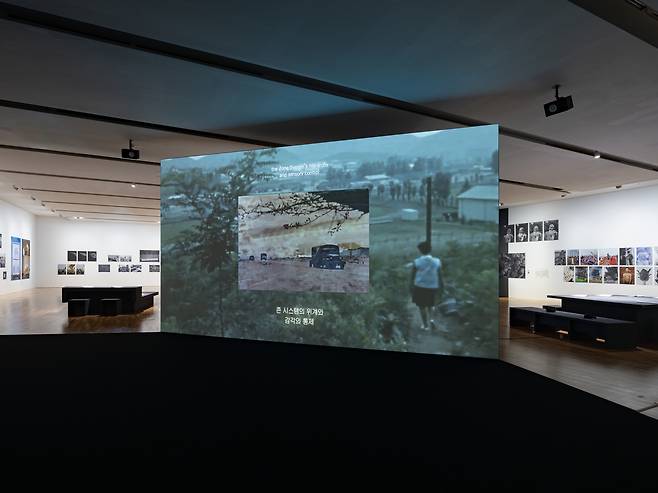 '장영혜중공업 vs. 홍진훤: 중간 지대는 없다' 전시 전경 (서울시립 북서울미술관 제공)