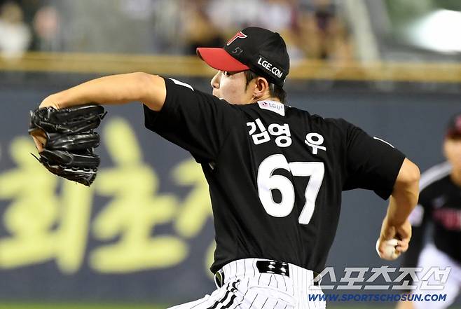 25일 잠실구장에서 열린 두산 베어스와 LG 트윈스의 경기. LG 김영우가 역투하고 있다. 잠실=박재만 기자 pjm@sportschosun.com/2025.07.25/