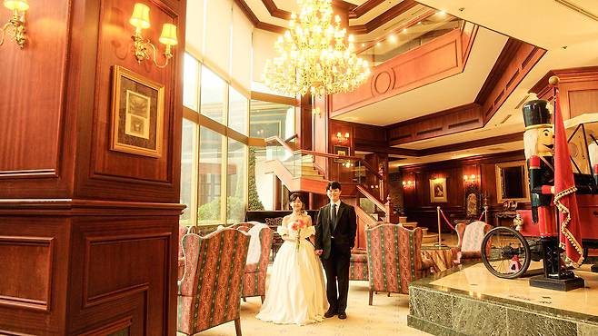 Promotional image for "About Time" package (Kensington Hotel Seorak)