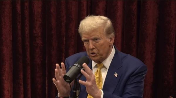 ▲ 대선 후보 시절 팟캐스트 'The Joe Rogan Experience'에 출연한 도널드 트럼프 대통령.