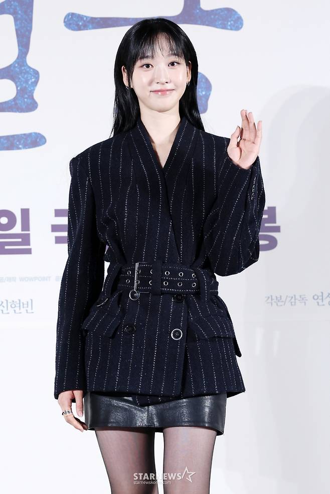 배우 한지현이 22일 서울 광진구 롯데시네마 건대입구에서 진행된 영화 '얼굴(감독 연상호)' 제작보고회에 참석해 포즈를 취하고 있다. /2025.08.22 /사진=김휘선 hwijpg@