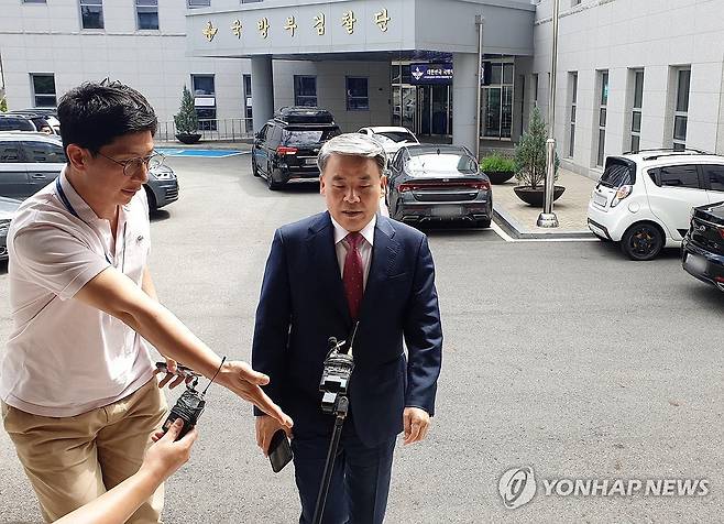 박정훈 전 수사단장 공판 증인 출석하는 이종섭 전 장관 [연합뉴스 자료사진]
