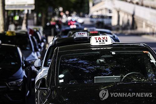 프랑스 택시 파업 [EPA 연합뉴스 자료사진. 재판매 및 DB 금지]