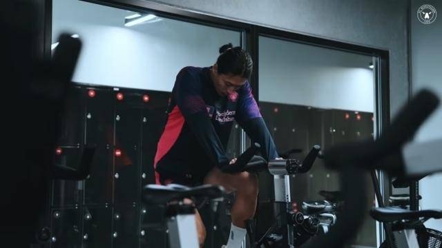 지난해 11월 조규성은 미트윌란의 공식 유튜브 채널을 통해 재활 훈련 받는 모습을 공개했다. 구단 유튜브 동영상 캡처