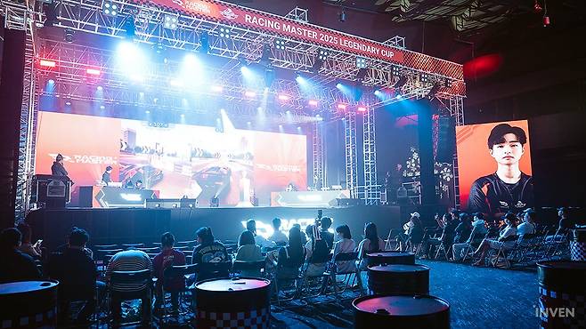 ▲ 한창 대회가 진행 중인 무대