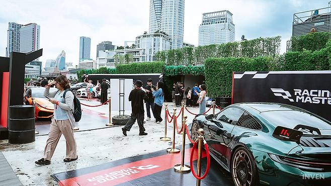 ▲ 이곳에는 정말 어마어마한 유저들의 슈퍼카가