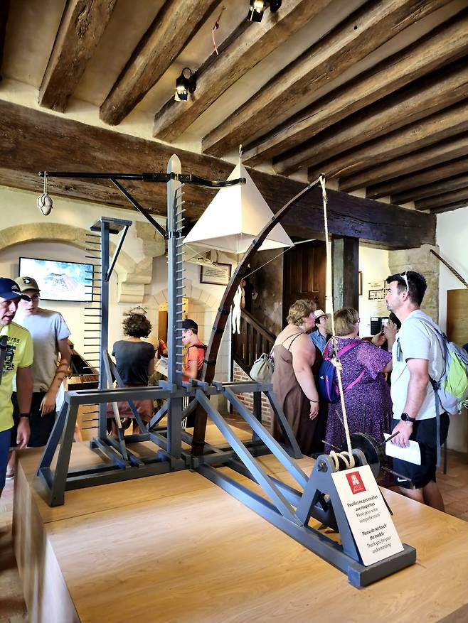 클로뤼세 모형실 운하건설 기계장치.