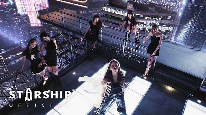 사진제공|아이브 ‘XOXZ’ 뮤직비디오 티저 영상 캡처