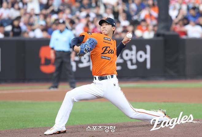 한화 황준서가 23일 대전 SSG전에 선발 등판해 역투하고 있다. 한화이글스 제공