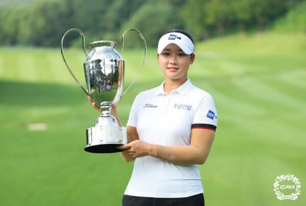 기적같은 우승을 차지한 김민솔. 사진 | KLPGA