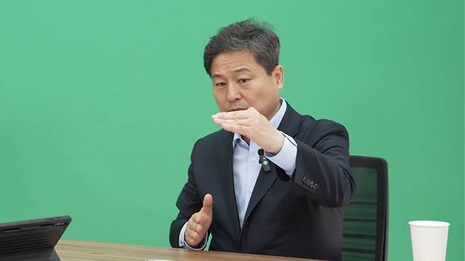 김 의원은 "세계적인 국방비 증가는 우리에게 새로운 산업 성장의 기회가 될 수 있다"고 말했다.