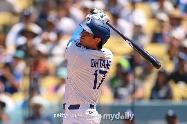 홈런을 날리는 오타니. /게티이미지코리아
