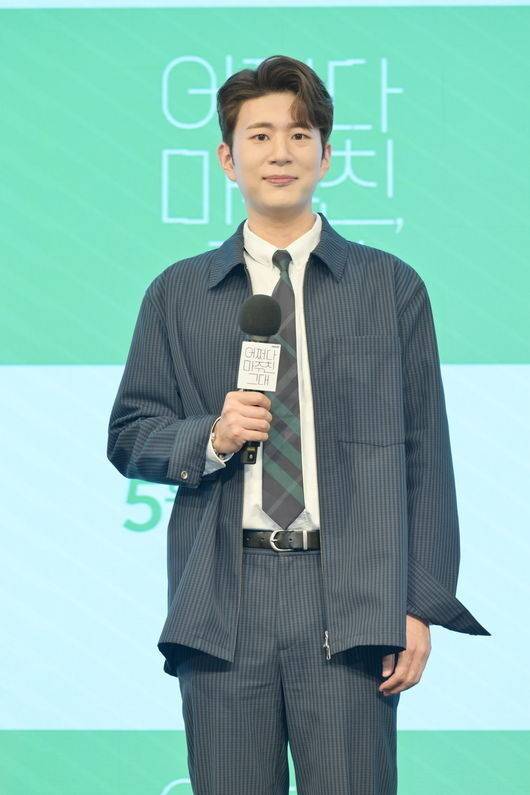 김진웅