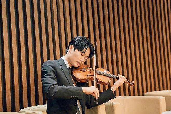 [서울=뉴시스] 바이올리니스트 양인모. (사진=롯데콘서트홀 제공) 2025.05.21. photo@newsis.com *재판매 및 DB 금지
