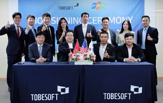 이다운 투비소프트 사장(1열 가운데 왼쪽), 하민뚜안 FPT 코리아 대표 (사진=투비소프트)