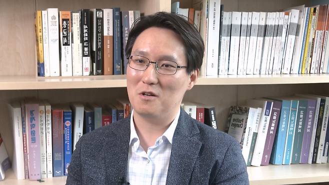 MBC와 인터뷰하는 박윤수 교수